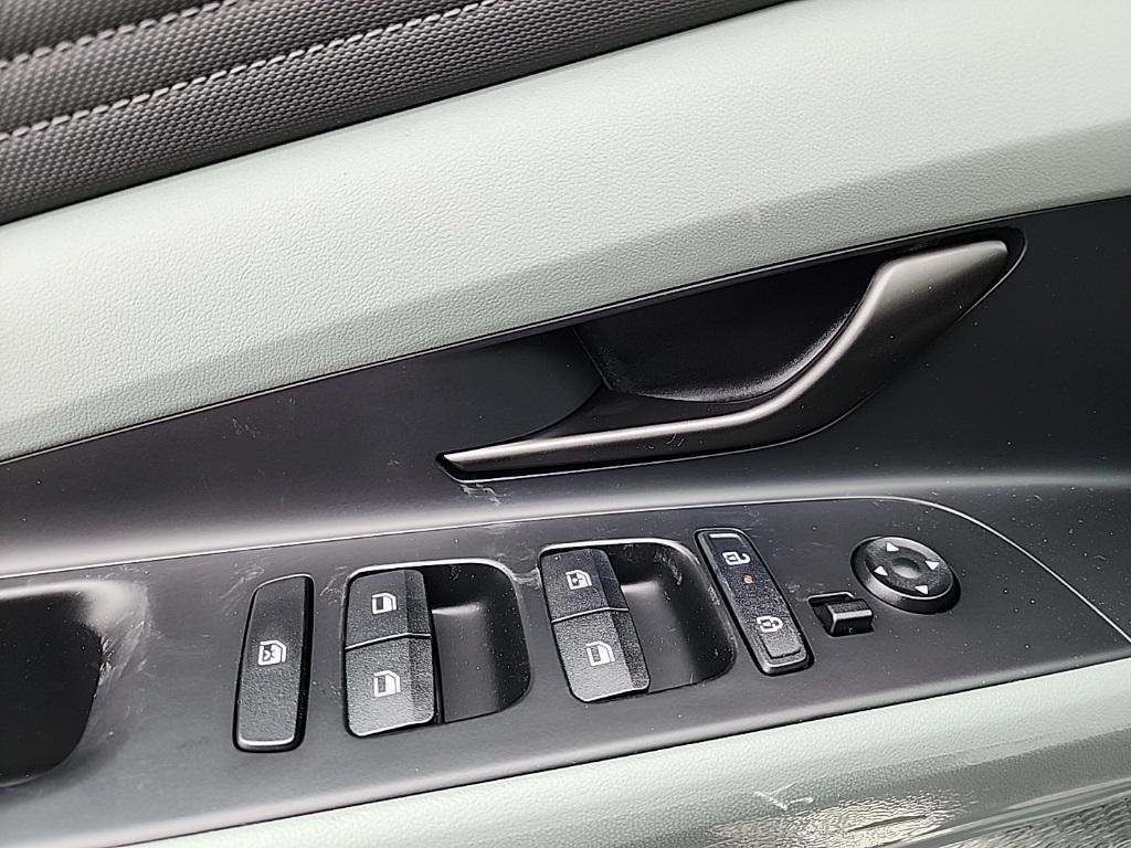 new 2025 Hyundai ELANTRA HEV car, priced at $30,613