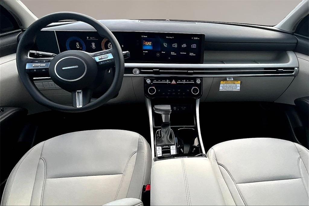 new 2025 Hyundai Tucson car, priced at $31,098