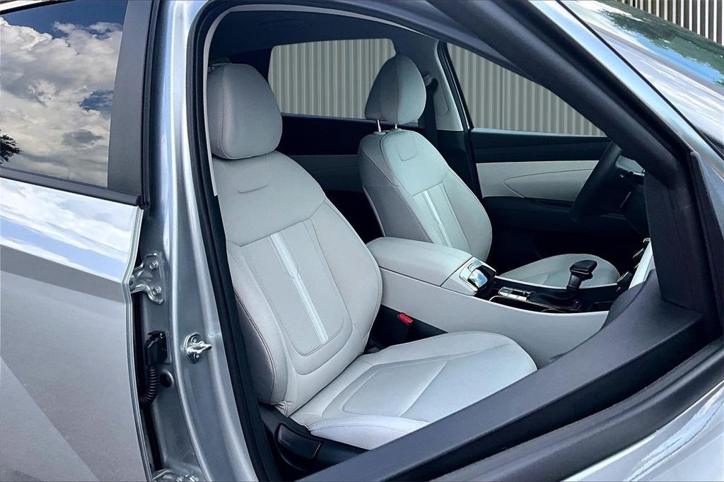 new 2025 Hyundai Tucson car, priced at $31,098