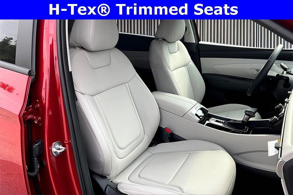 new 2025 Hyundai Tucson car, priced at $33,135