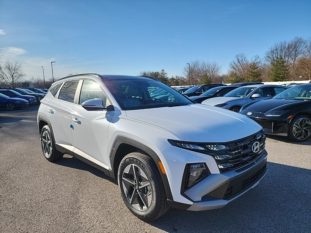 new 2025 Hyundai Tucson Hybrid car, priced at $36,319