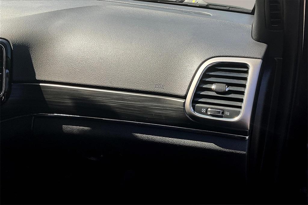 used 2019 Jeep Grand Cherokee car, priced at $18,250