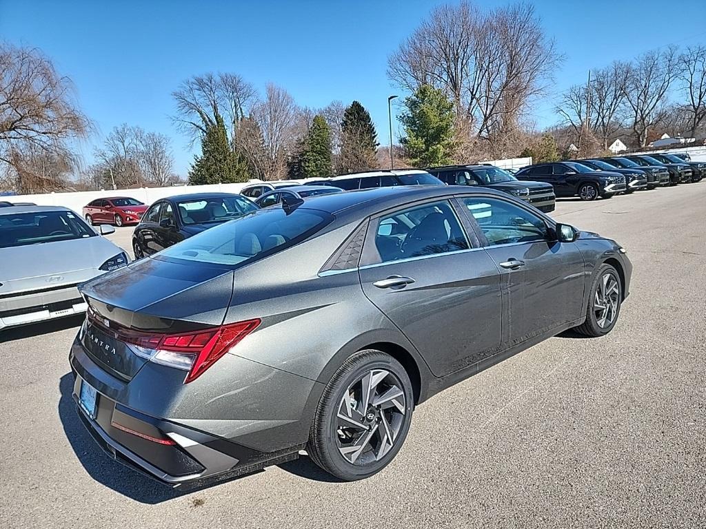 new 2025 Hyundai Elantra car, priced at $24,147