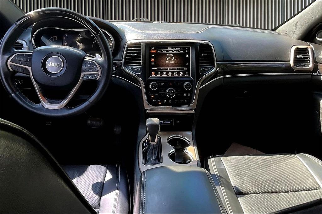 used 2017 Jeep Grand Cherokee car, priced at $19,412