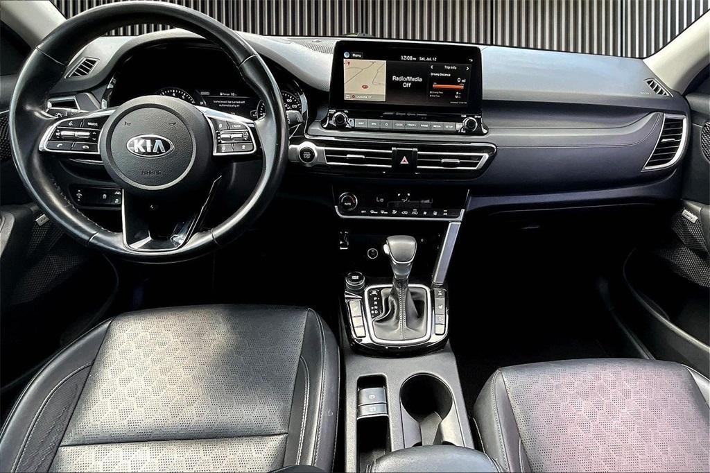 used 2021 Kia Seltos car, priced at $14,000