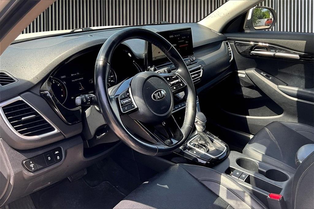 used 2021 Kia Seltos car, priced at $14,000