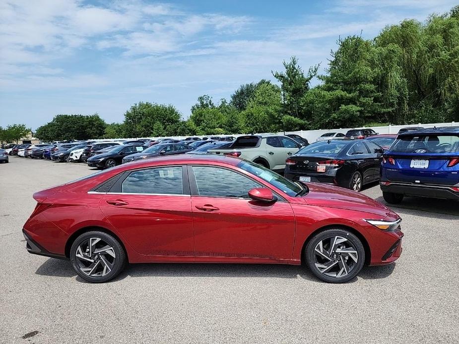 new 2024 Hyundai Elantra car, priced at $25,399