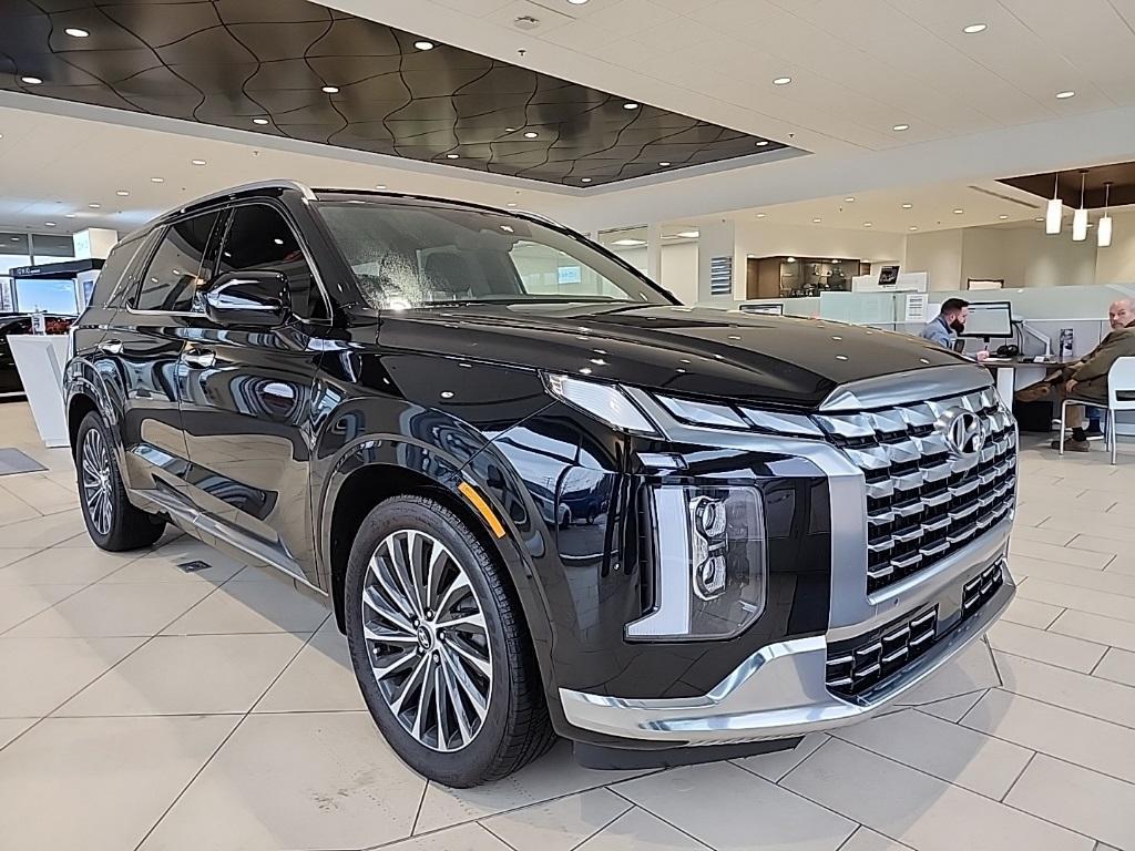 used 2023 Hyundai Palisade car, priced at $36,000