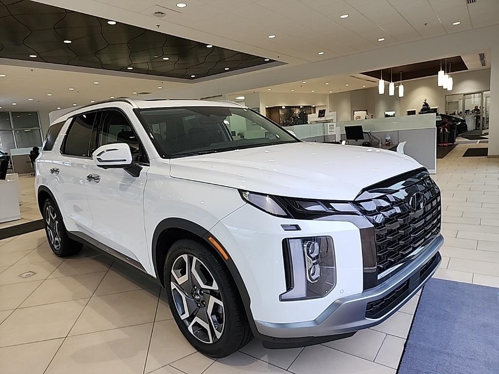 used 2024 Hyundai Palisade car, priced at $40,230