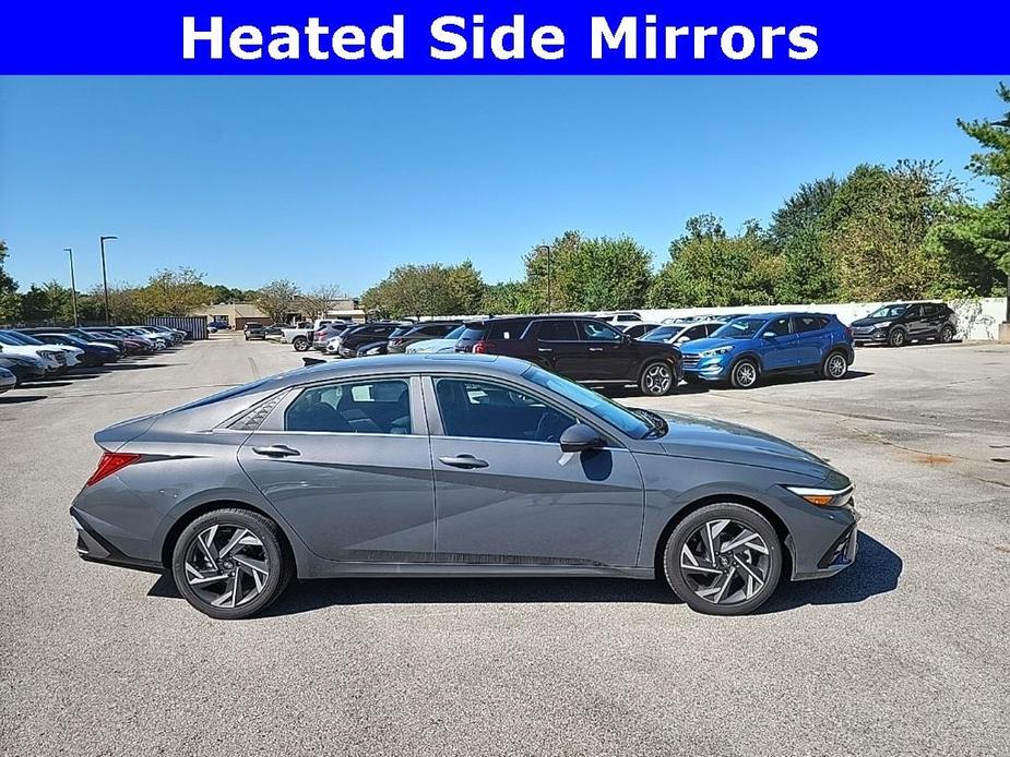 new 2025 Hyundai Elantra car, priced at $27,364