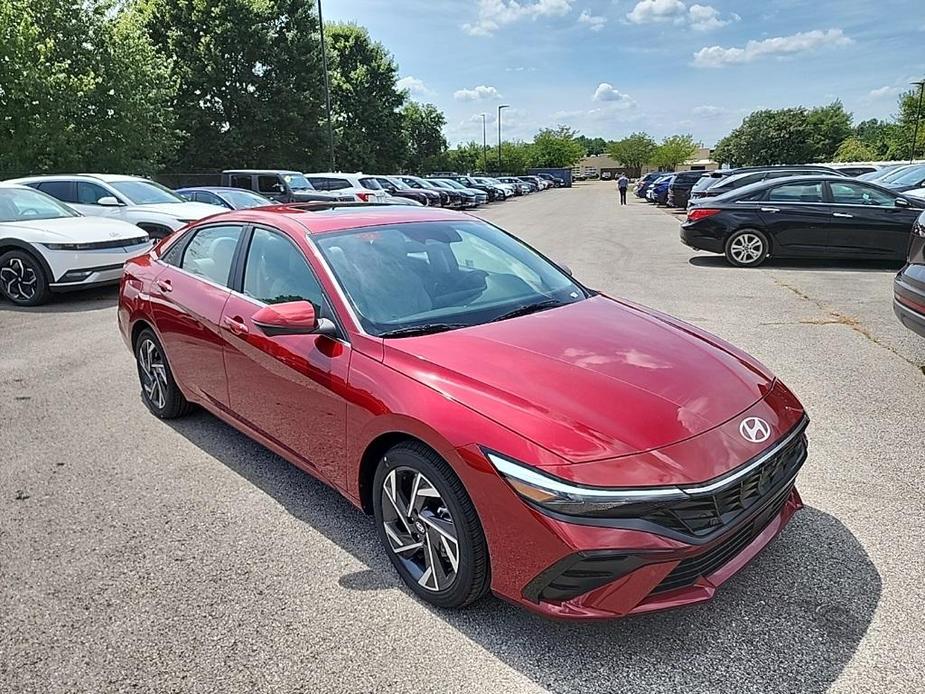 new 2024 Hyundai Elantra car, priced at $27,058