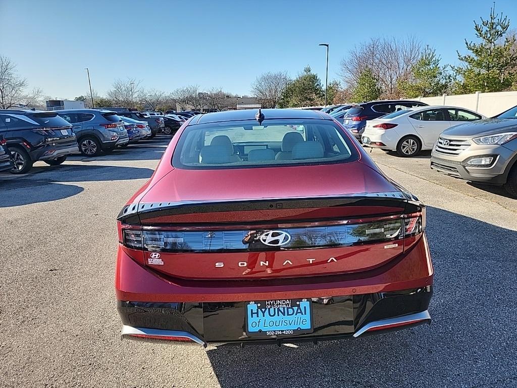 new 2025 Hyundai Sonata Hybrid car, priced at $38,779