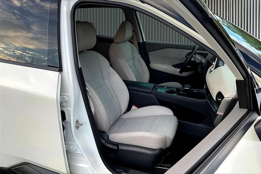 used 2021 Nissan Rogue car, priced at $21,240