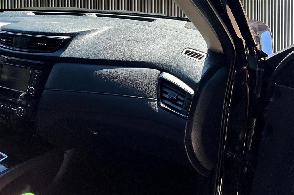 used 2018 Nissan Rogue car, priced at $14,199
