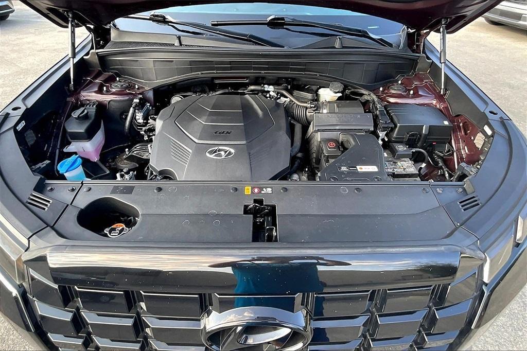 used 2024 Hyundai Palisade car, priced at $37,250