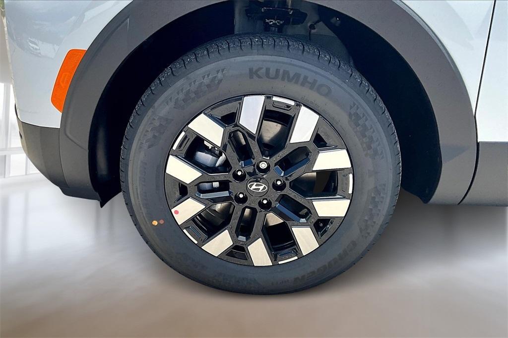 new 2025 Hyundai SANTA CRUZ car, priced at $31,646