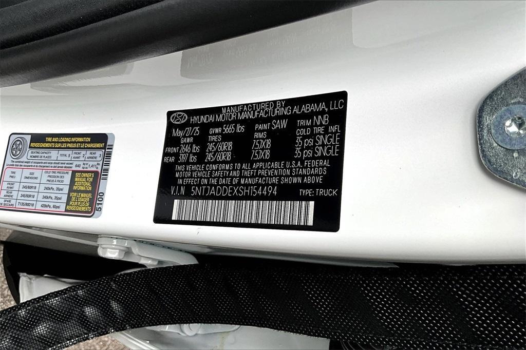 new 2025 Hyundai SANTA CRUZ car, priced at $31,646