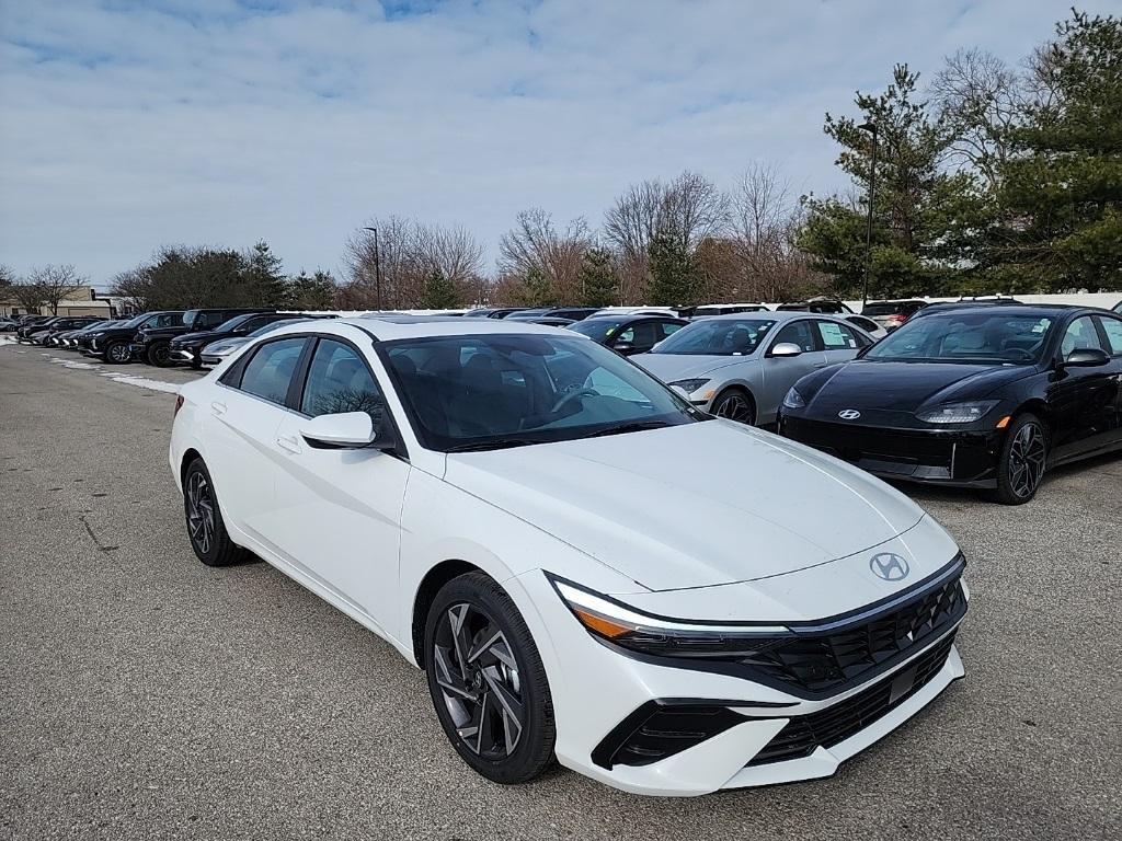 new 2025 Hyundai Elantra car, priced at $25,344