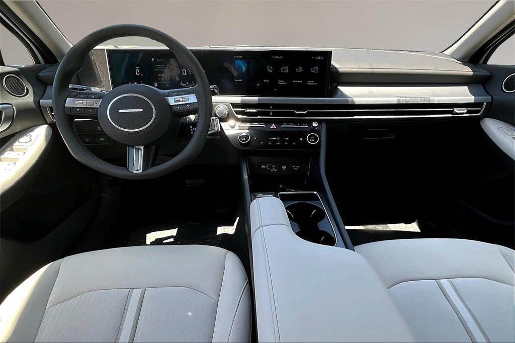 new 2025 Hyundai Sonata car