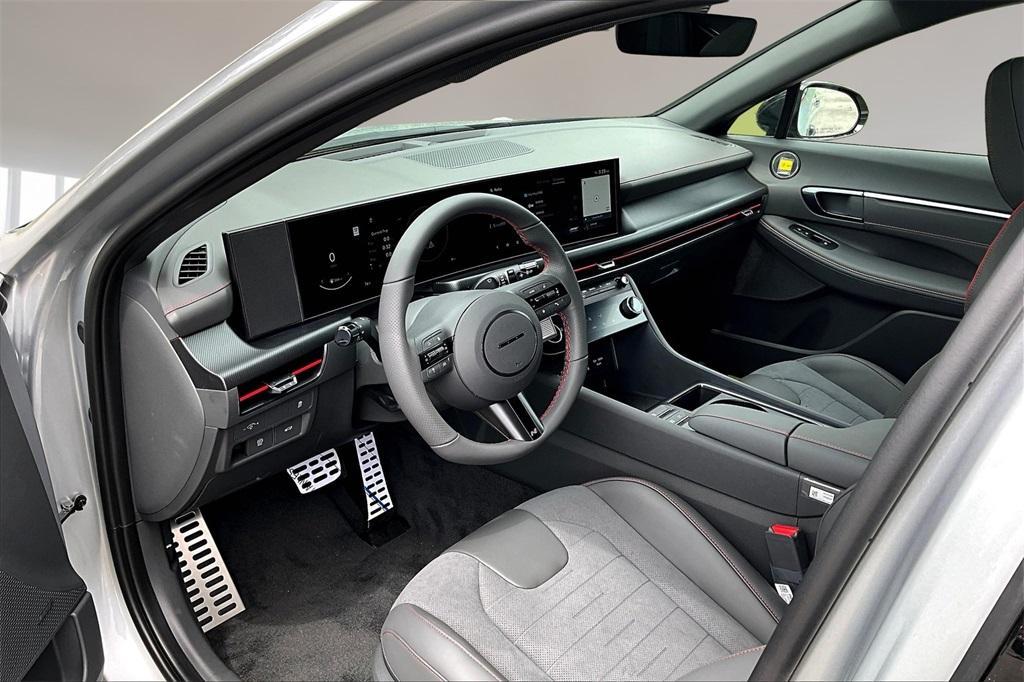 new 2025 Hyundai Sonata car, priced at $34,228