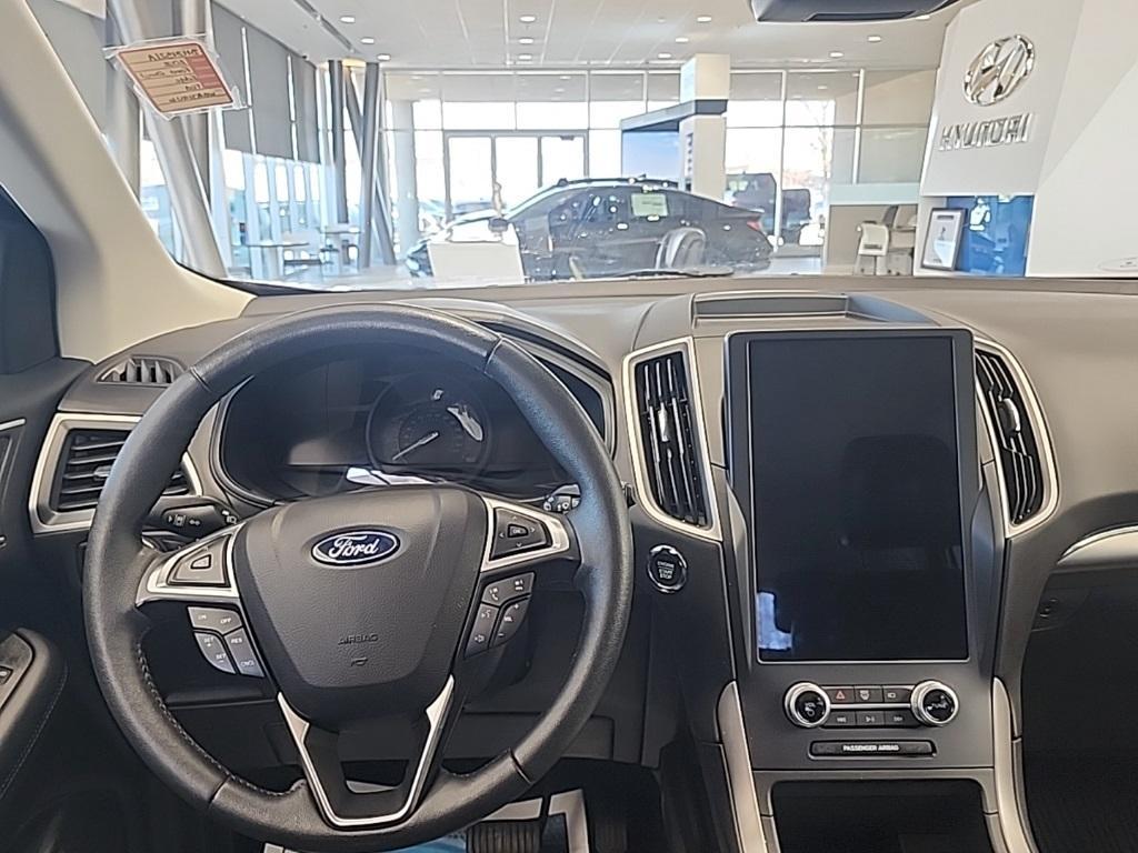 used 2022 Ford Edge car, priced at $25,500