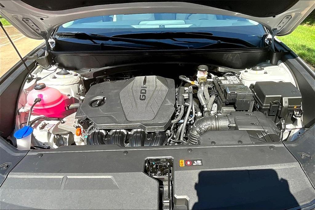 new 2025 Hyundai Tucson car, priced at $33,000