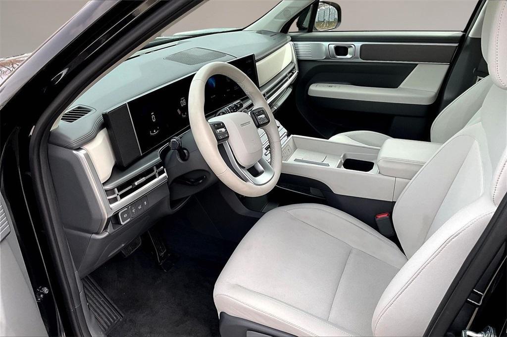 used 2024 Hyundai Santa Fe car, priced at $32,000