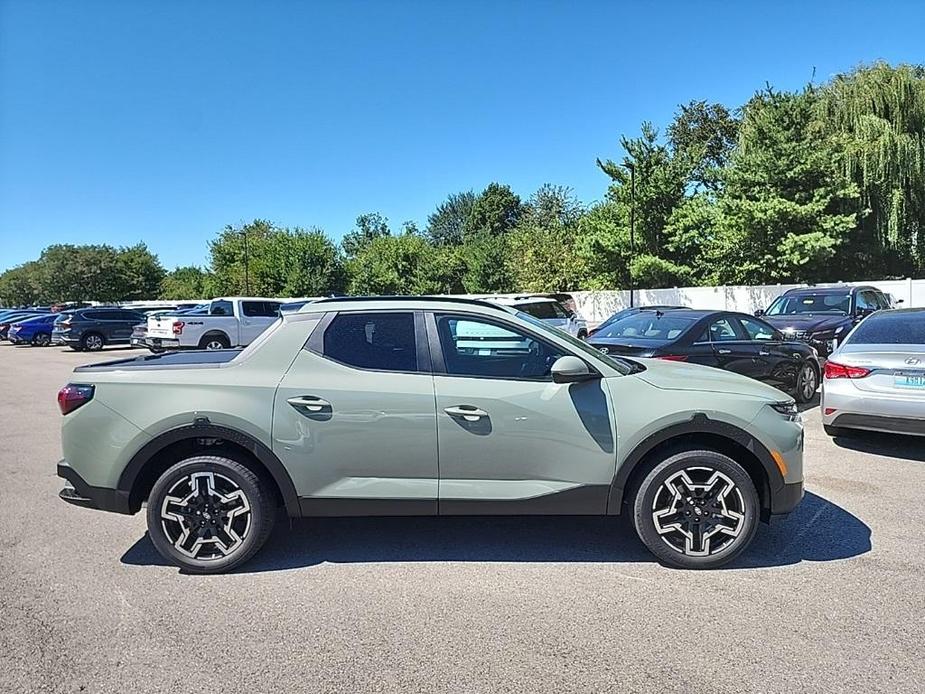 new 2025 Hyundai Santa Cruz car, priced at $42,517