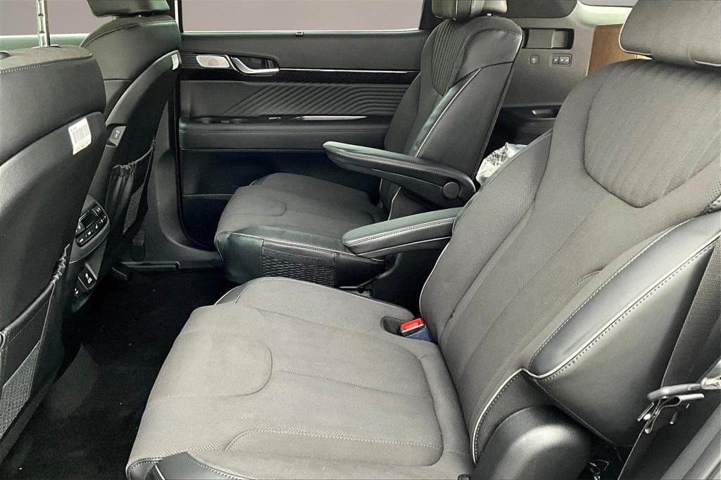 new 2025 Hyundai Palisade car, priced at $53,599