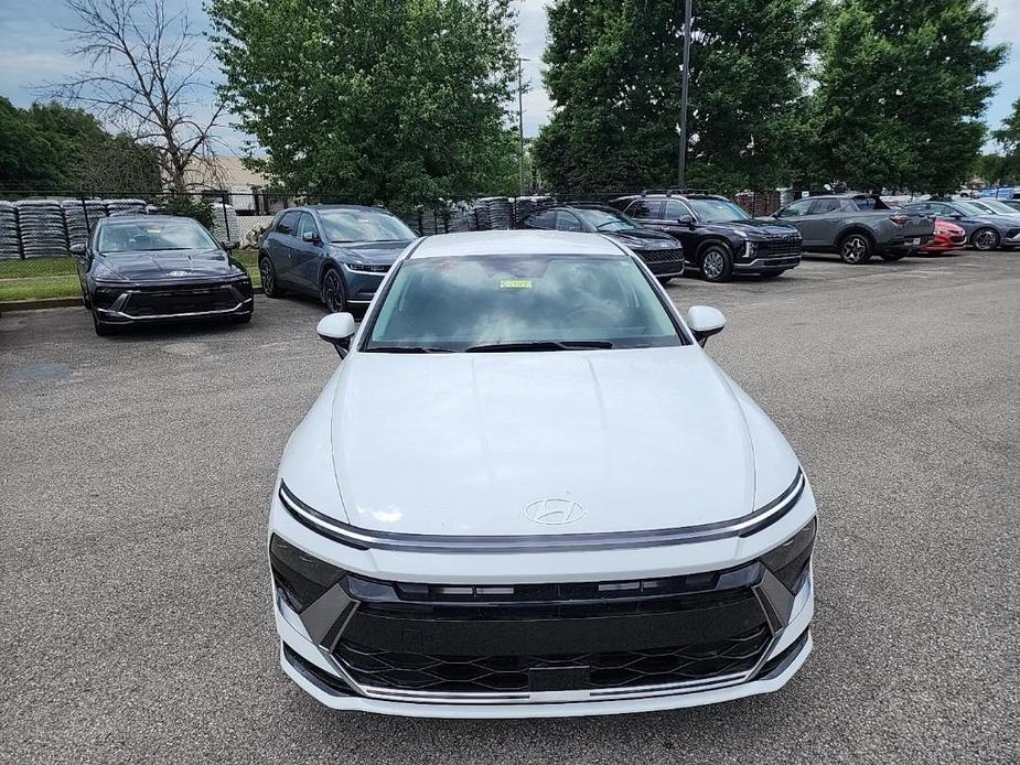 new 2024 Hyundai Sonata car, priced at $27,500