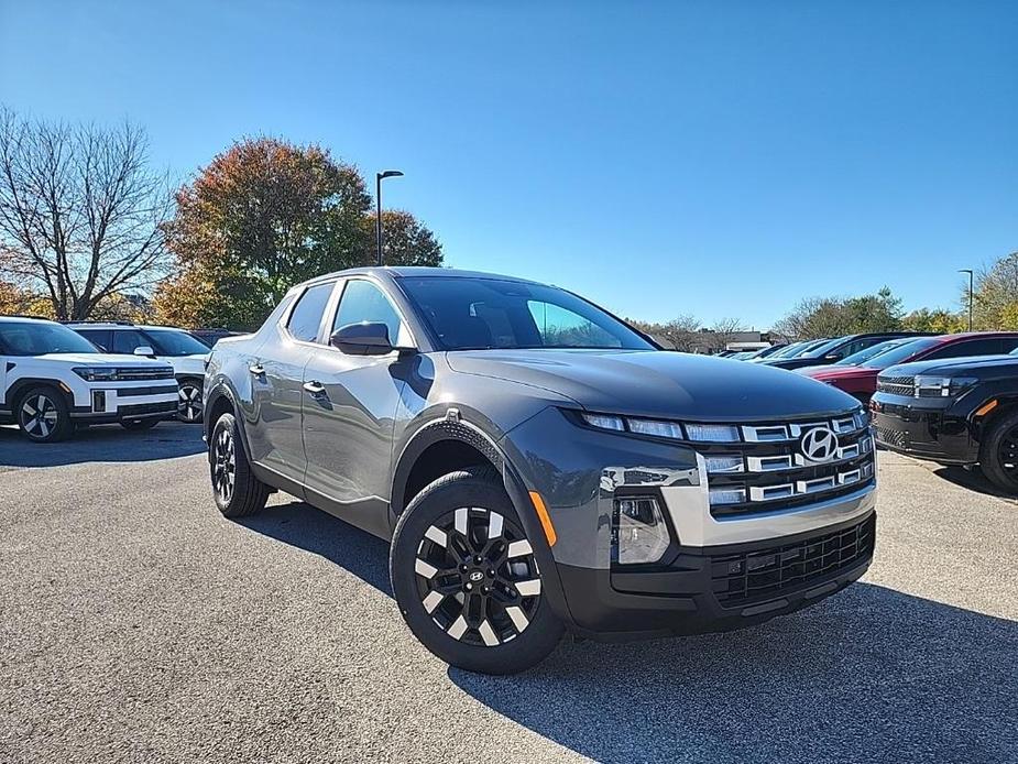 new 2025 Hyundai Santa Cruz car, priced at $30,400