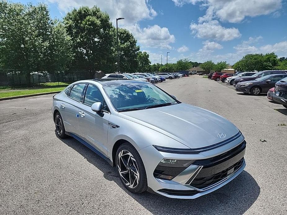 new 2024 Hyundai Sonata car, priced at $28,500