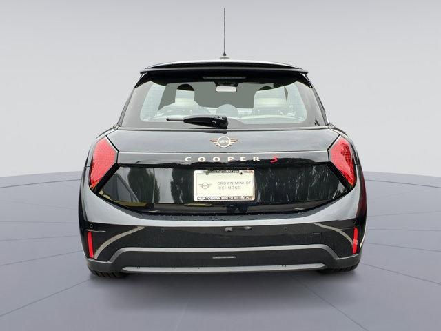 new 2025 MINI Hardtop car, priced at $38,605