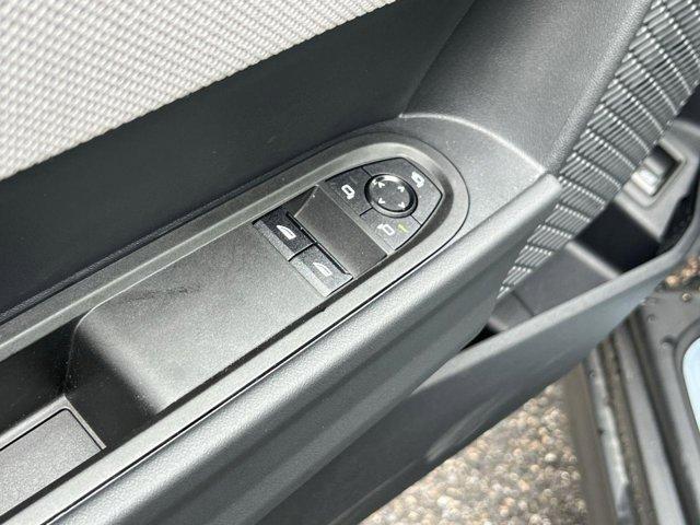 new 2025 MINI Hardtop car, priced at $38,605