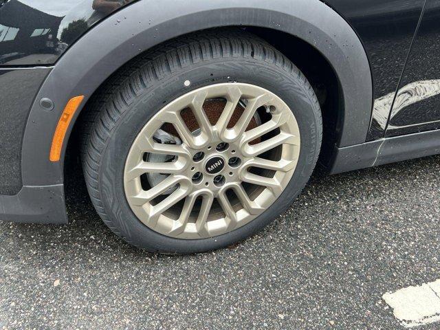 new 2025 MINI Hardtop car, priced at $38,605