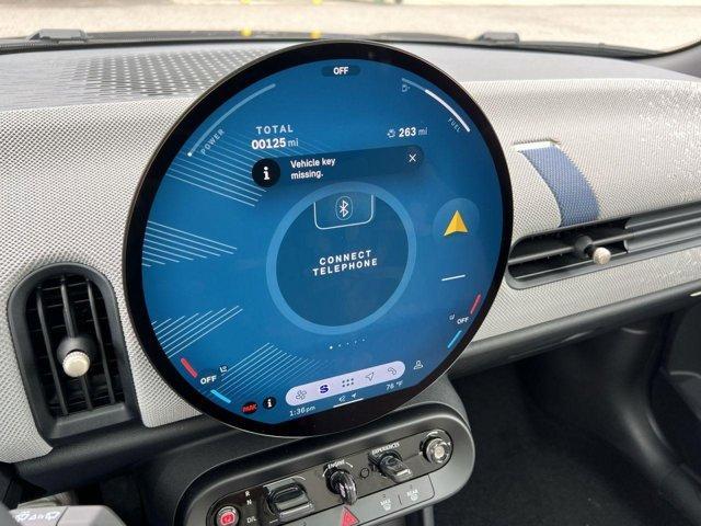 new 2025 MINI Hardtop car, priced at $38,605