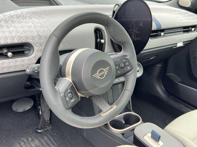 new 2025 MINI Hardtop car, priced at $38,605