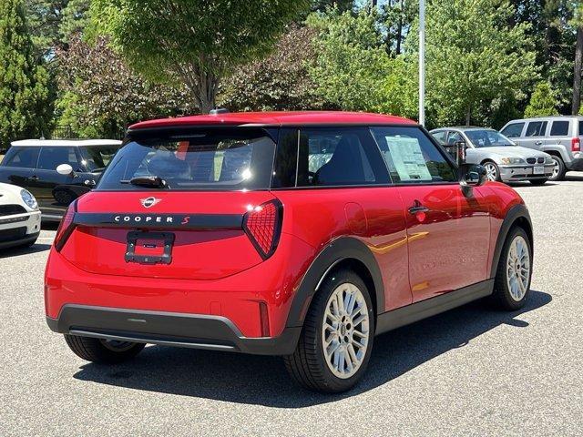 new 2025 MINI Hardtop car, priced at $35,595