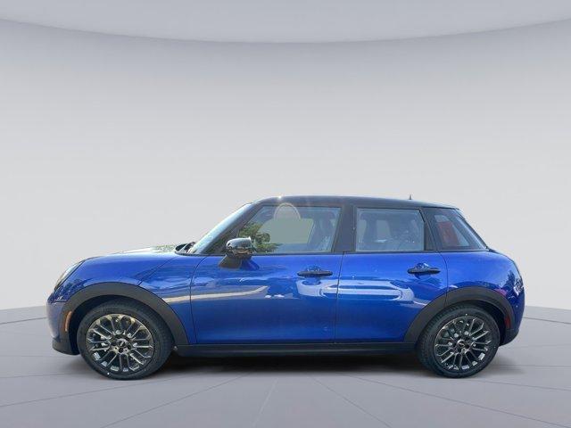 new 2025 MINI Hardtop car, priced at $39,775