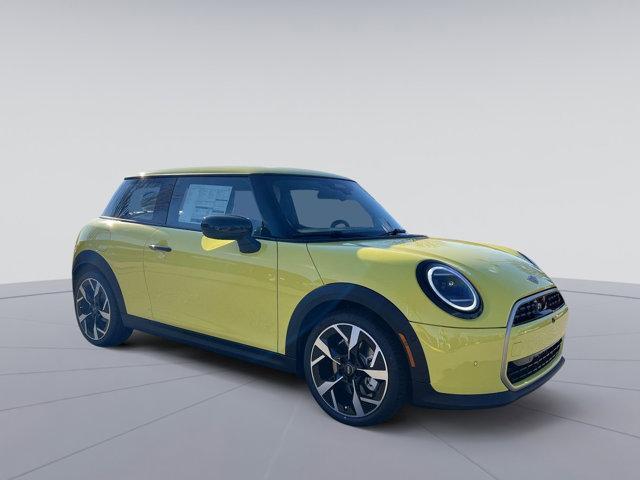 new 2025 MINI Hardtop car, priced at $38,380