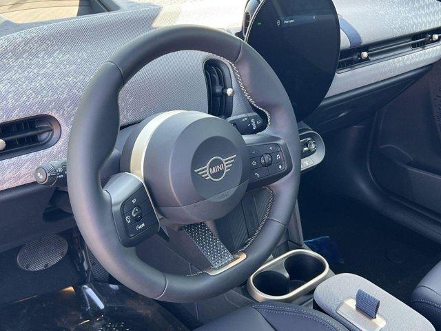 new 2025 MINI Hardtop car, priced at $38,075