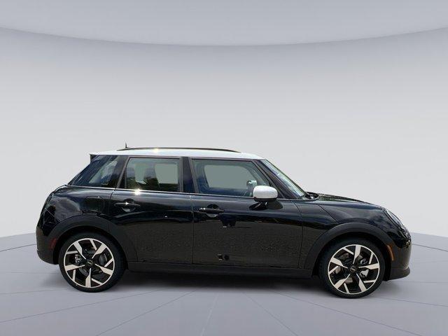 new 2025 MINI Hardtop car, priced at $38,545