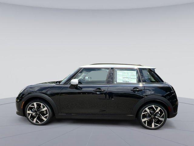 new 2025 MINI Hardtop car, priced at $38,545