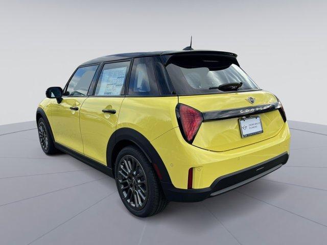 new 2025 MINI Hardtop car, priced at $39,380