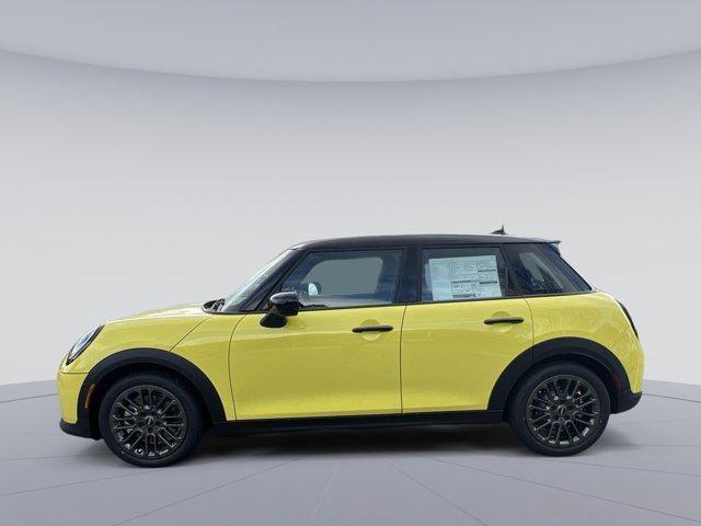 new 2025 MINI Hardtop car, priced at $39,380