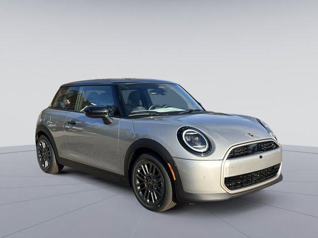 new 2025 MINI Hardtop car, priced at $35,130