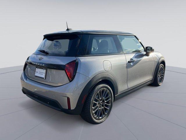 new 2025 MINI Hardtop car, priced at $35,130