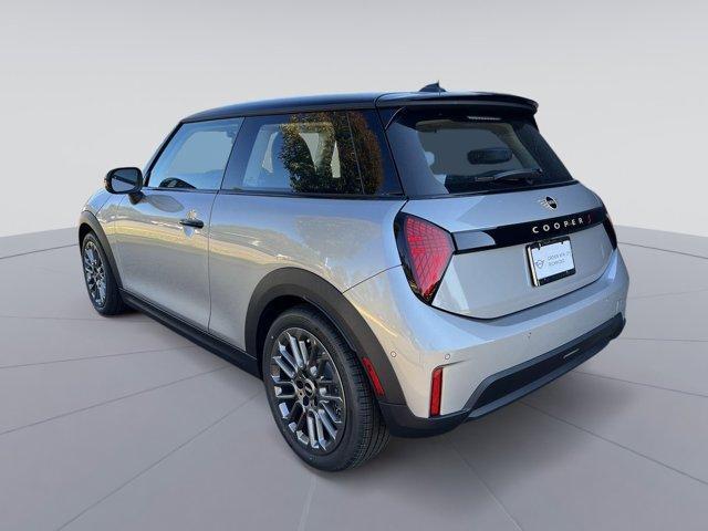 new 2025 MINI Hardtop car, priced at $35,905