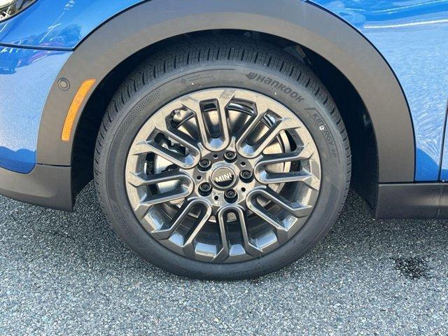 new 2025 MINI Hardtop car, priced at $36,375