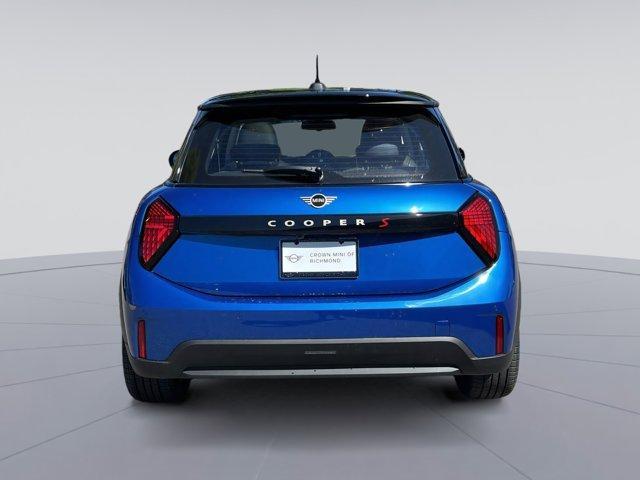 new 2025 MINI Hardtop car, priced at $36,375